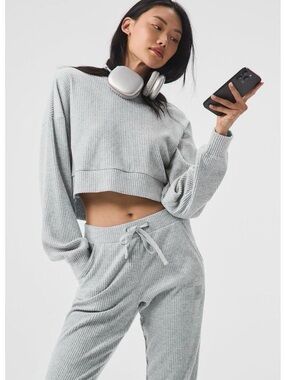 ALO YOGA Muse Hoodie Athletic Heather Gray Cropped Ribbed Sweatshirt Size Large